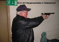 2011-01-08 Welsickendorf Neujahrsschie&szlig;en (12)